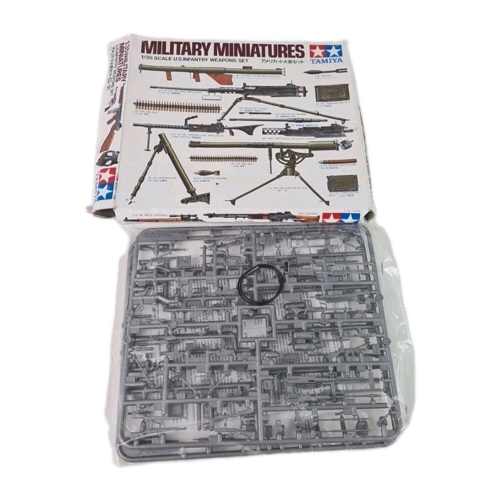 Tamiya 35121 WWII US Infantry Weapons Set 1/35 Scale Plastic Model Kit